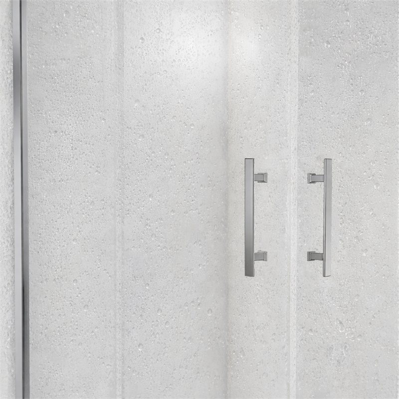 Mampara de cristal mojada con m&aacute;s necesidad de limpieza